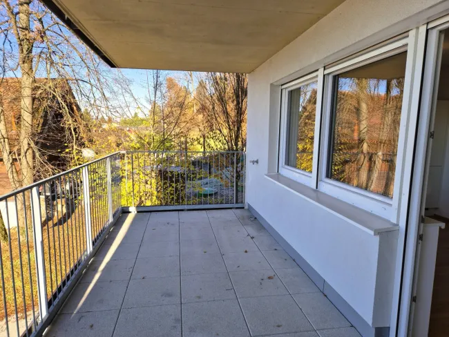 Schöne, helle Neubauwohnung inkl. Carport – sofort beziehbar in der St. Peter Hauptstraße! - Titelbild