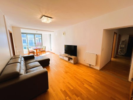 Exklusive 5-Zimmer-Wohnung Nähe Uni Graz mit 2 Balkonen und TG-Platz zu verkaufen!