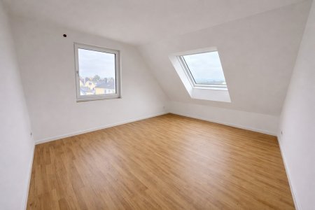 Maisonette-Wohnung mit Dachterrasse - Nur 30 Minuten von Wien