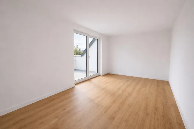 Maisonette-Wohnung mit Dachterrasse - Nur 30 Minuten von Wien - Titelbild