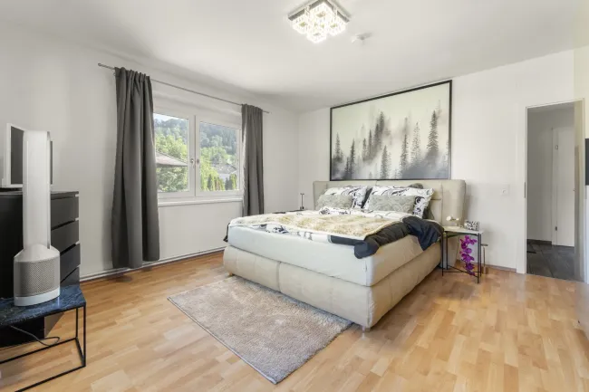 Schlafzimmer 1