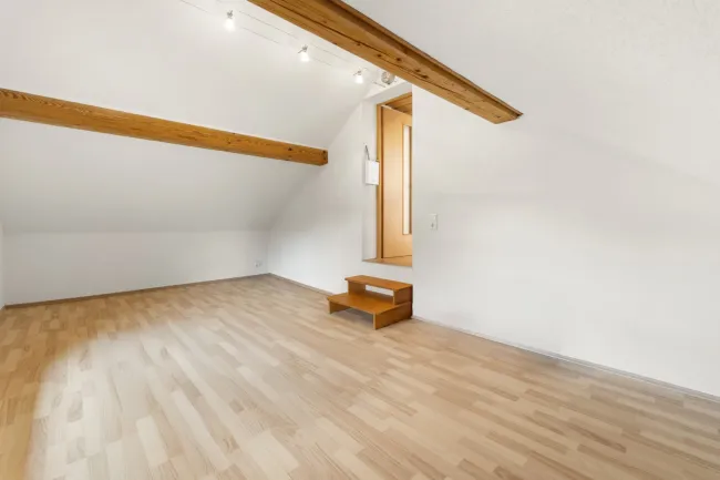 Zimmer 1 OG