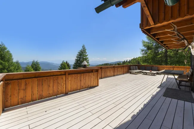 Vier Jahreszeiten & Ein Zuhause – exklusives Pisten-Chalet auf der Hochrindl mit Wellness & Panoramaterrasse - Bild