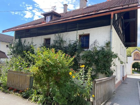 Großes Mehrfamilienhaus in Absam – 350m² mit Bergblick, sanierungsbedürftig