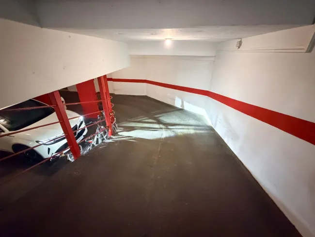 Garagenplatz zur MIETE in der Pater-Schwartz-Gasse! 600 Meter zum Westbahnhof! - Bild