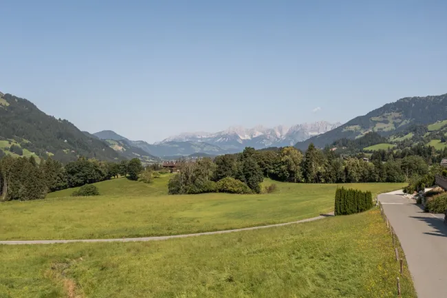 Exklusives Grundstück mit unverbaubarem Ausblick - Bild