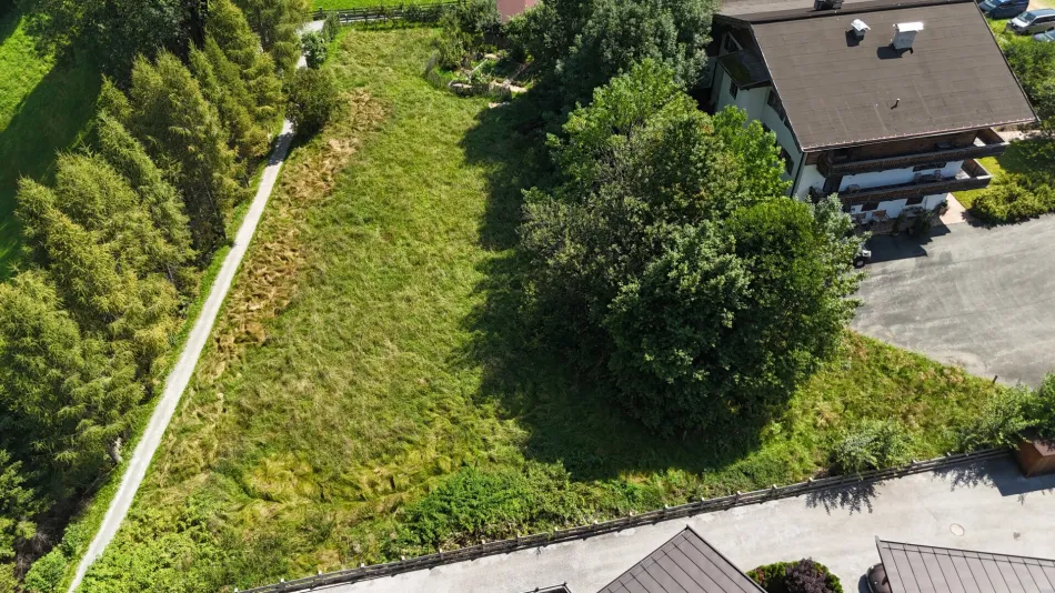 Traumhaftes Baugrundstück mit atemberaubenden Berg- & Fernblick - Titelbild