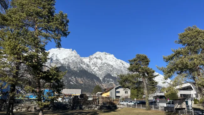 Top gepflegtes Einfamilienhaus in Absam mit Garten, Pool, Garage & Solar – 5 Zimmer! - Bild