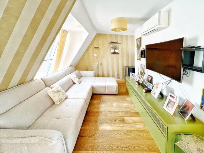 Traumhaftes Penthouse-Flair: 5-Zimmer-Maisonette mit Panorama-Terrassen nahe Theresianum - Bild