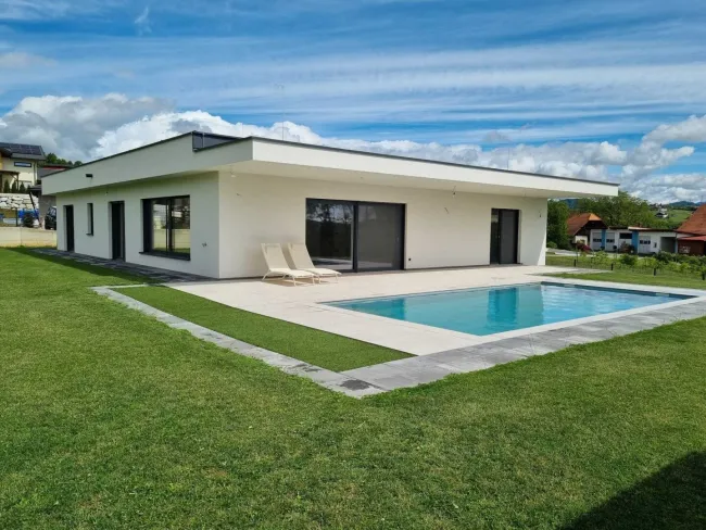 PROVISIONSFREI - moderner Bungalow in absoluter Ruhelage mit Pool und Doppelgarage Hitzendorf-Umgebung - Titelbild