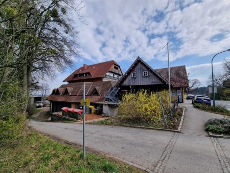 Buschenschank, Gasthaus, Weingarten, Zimmervermietung und Bauland in hervorragender Lage an der Schilcherweinstrasse