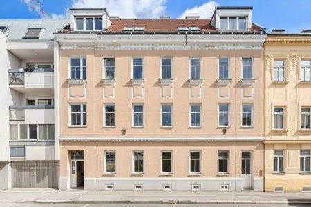 Sanierter Stil-Altbau in Donaunähe - Wohnen mit Geschichte und Lebensqualität