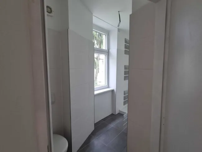 Sanierter Stil-Altbau in Donaunähe - Wohnen mit Geschichte und Lebensqualität - Bild