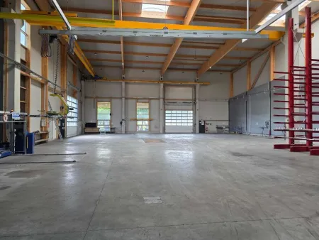 Lager- oder Produktionshalle ab 600 m² – Top-Standort an der A2 - in 8272 Sebersdorf/Bad Waltersdorf