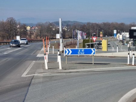 Lager- oder Produktionshalle ab 600 m² – Top-Standort an der A2 - in 8272 Sebersdorf/Bad Waltersdorf