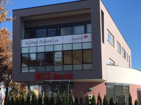 Vollvermietetes Geschäftshaus ca. 6 % p.a. mit Tiefgarage in Klagenfurter Bestlage
