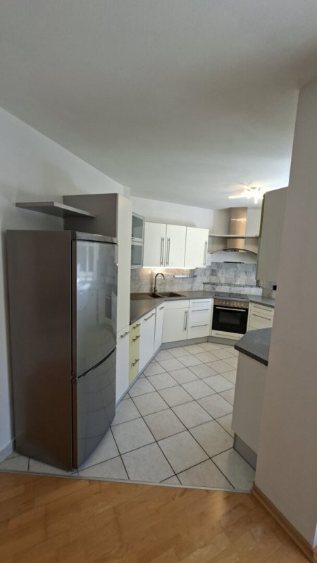 Sehr schöne 4 Zimmer Wohnung mit Terrasse und Garten in Wörgl, zentral gelegen!