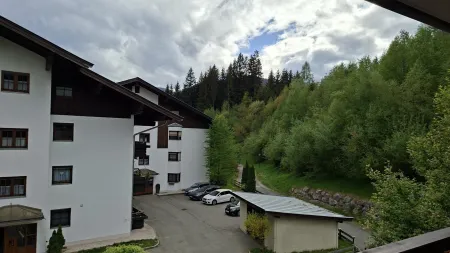 Schöne gepflegte 4 Zimmerwohnung in Going am Wilden Kaiser, in einer sehr gepflegten Wohnanlage am Achenweg 5!