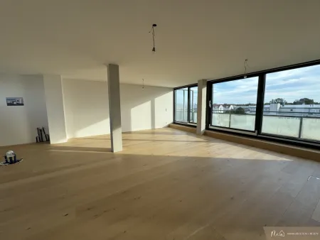 LOFT Wohnung - Nähe U2 Station Donauspital - 72 m2- neu saniert - Terrasse südseitig - mit Fernblick