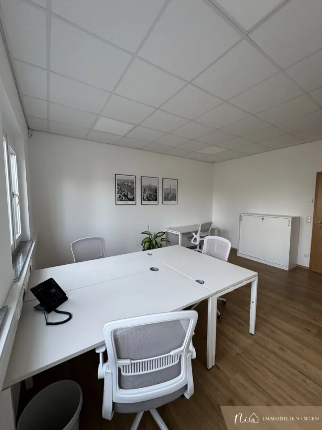 Büro möbliert mit FLEXIBLER BINDUNG - KEINE INVESTITIONSKOSTEN - Küchenmitbenutzung - sofort verfügbar - repräsentativer Standort - Bild