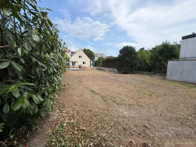 INVESTOREN HIT - BAUGENEHMIGT APARTMENT PROJEKT 550 m2 NF - Titelbild