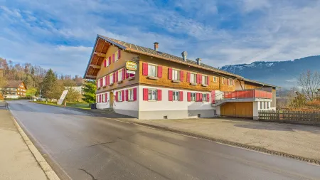 Egg | Traditionshaus im Ortskern mit Entwicklungspotenzial