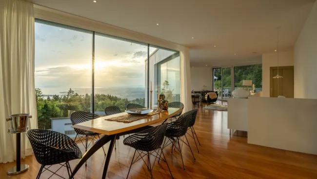 Eichenberg: Exklusives Penthouse mit atemberaubender Seesicht - Bild