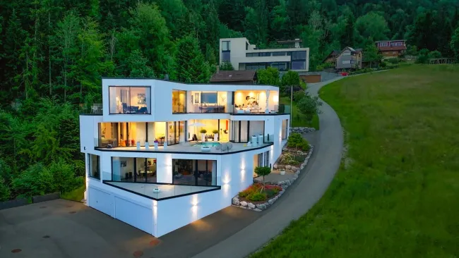Eichenberg: Exklusives Penthouse mit atemberaubender Seesicht - Titelbild
