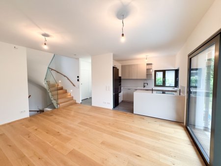 ERSTBEZUG! Doppelhaushälfte mit 148,42 m2, 5 Zimmer in ruhiger Wohnlage mit Aussicht!