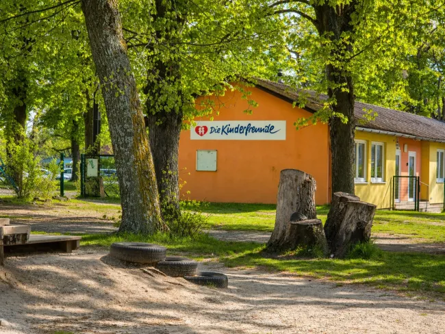 Niedrigenergie-Ziegelmassiv Doppelhaus | LWP, PV-Anlage | 4 Zimmer | Terrasse, Eigengarten & 2 Parkplätzen - Bild