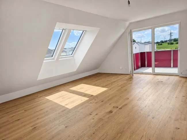 Hochwertige 3-Zimmer DG-Wohnung | 96 m² Wohnfläche | mit Balkon & 2 Parkplätzen (Ziegelmassiv!) - Titelbild