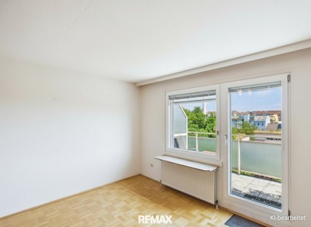 Helle 2-Zi.-DG-Wohnung in 1140 Wien mit 2 Terrassen (Ost & West) nahe Schönbrunn