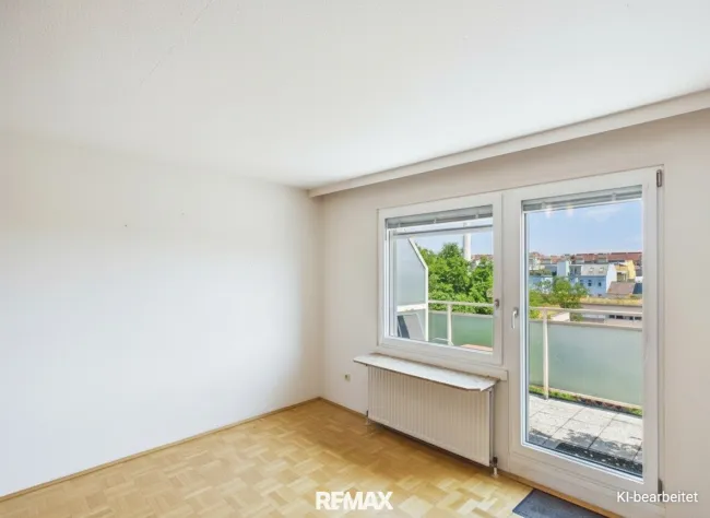 Helle 2-Zi.-DG-Wohnung in 1140 Wien mit 2 Terrassen (Ost & West) nahe Schönbrunn - Bild