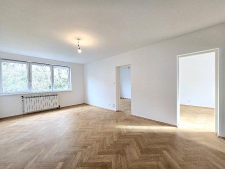 Grosszügige 5-Zimmer Wohnung in ruhiger Hoflage! Ideal für Familien!