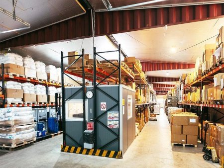 Lagerhalle mit rund 700 m²