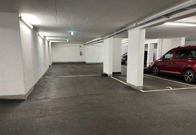 Tiefgaragenplatz in St. Magdalena - Titelbild