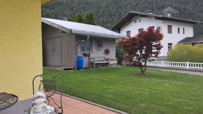Geräteschuppen 2-geteilt für deine Garten-, Freizeit- und Sportgeräte
