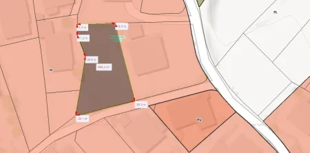 Freie Fläche !!!ab Terrassen-Ende!!! - Richtung Westen fast 900 qm - Datenquelle Tiris