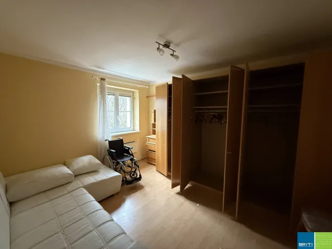 Traismauer: günstige Kleinwohnung im 1. Obergeschoß - Bild