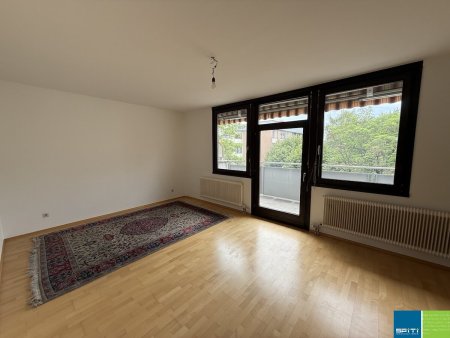 Eisteichsiedlung: 3-Zimmerwohnung mit Dachterrasse, Lift und Tiefgarage