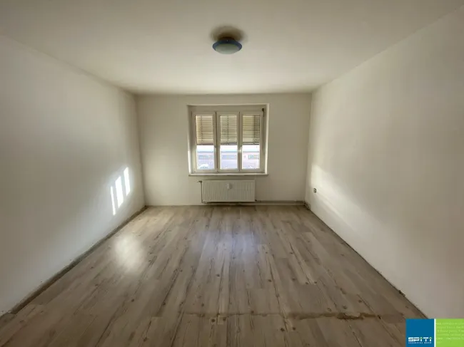 Zweizimmerwohnung im Erdgeschoss mit Garten in Steinfeld - Bild