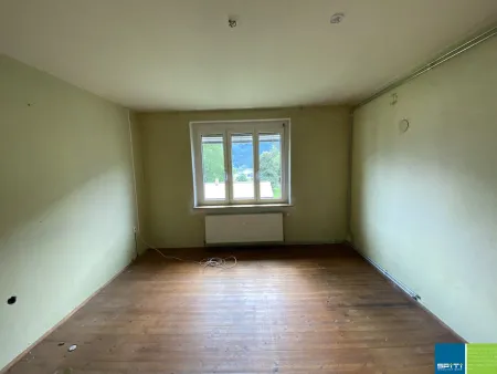 Südseitig ausgerichtete 2-Zimmerwohnung mit Garten in Steinfeld