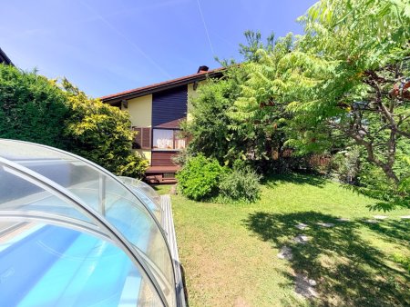 Großzügiges Einfamilienhaus mit Pool, großem Garten und viel Potenzial in Theresienfeld!