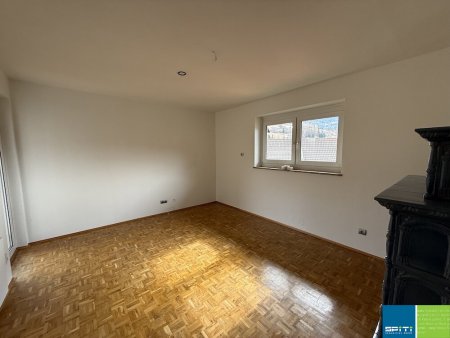 Rennweg am Katschberg 80/10: 4 Zimmerwohnung mit möblierter Küche und Loggia im 2. OG