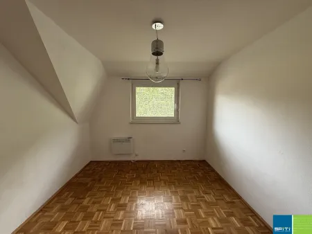 Reißeck / Unterkolbnitz: Großzügige 4 Zimmer- Familienwohnung im 2. OG