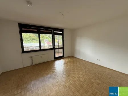 Radenthein: 4 Zimmerwohnung mit Balkon im 4.OG