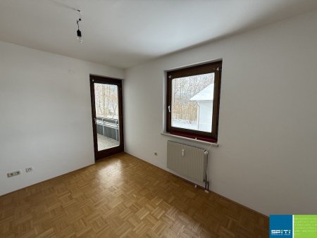 Arnoldstein, Am Hügel: gemütliche Dreizimmerwohnung im Obergeschoss
