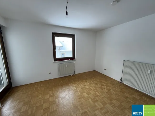 Arnoldstein, Am Hügel: gemütliche Dreizimmerwohnung im Obergeschoss - Titelbild