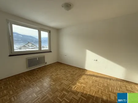 Nötsch im Gailtal: 2 Zimmerwohnung mit Loggia im 1. OG