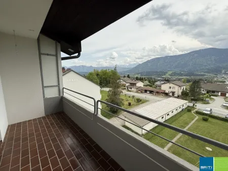 Nötsch im Gailtal: 3 Zimmerwohnung mit Loggia im 3. OG